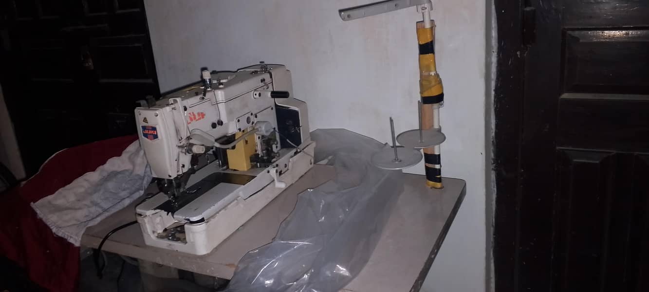 juki 781 kaj Machine 2