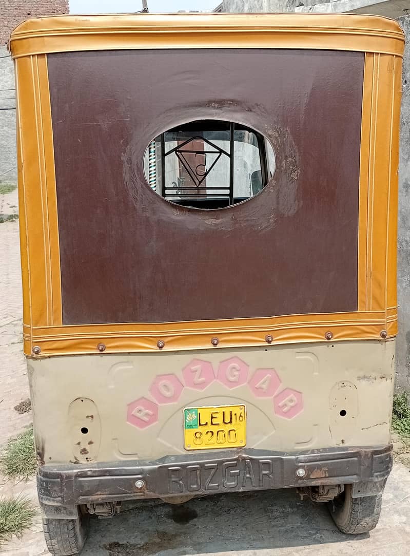 Auto rickshaw 9