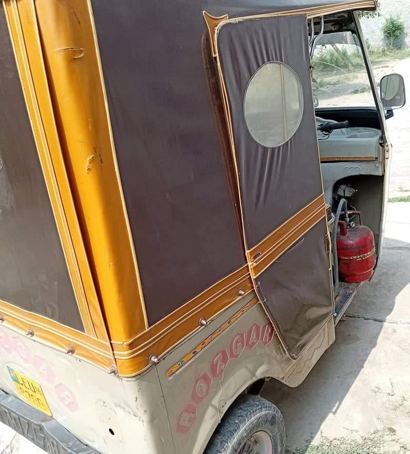 Auto rickshaw 10