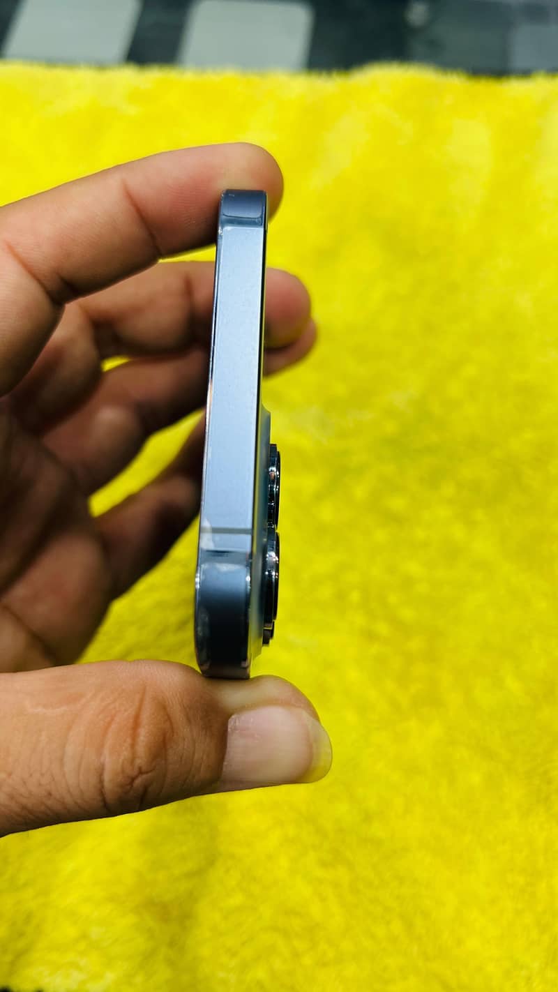 Apple iPhone 13 Pro Max 5