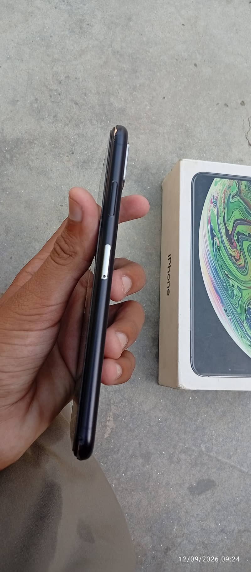 Apple iPhone XS Max 2