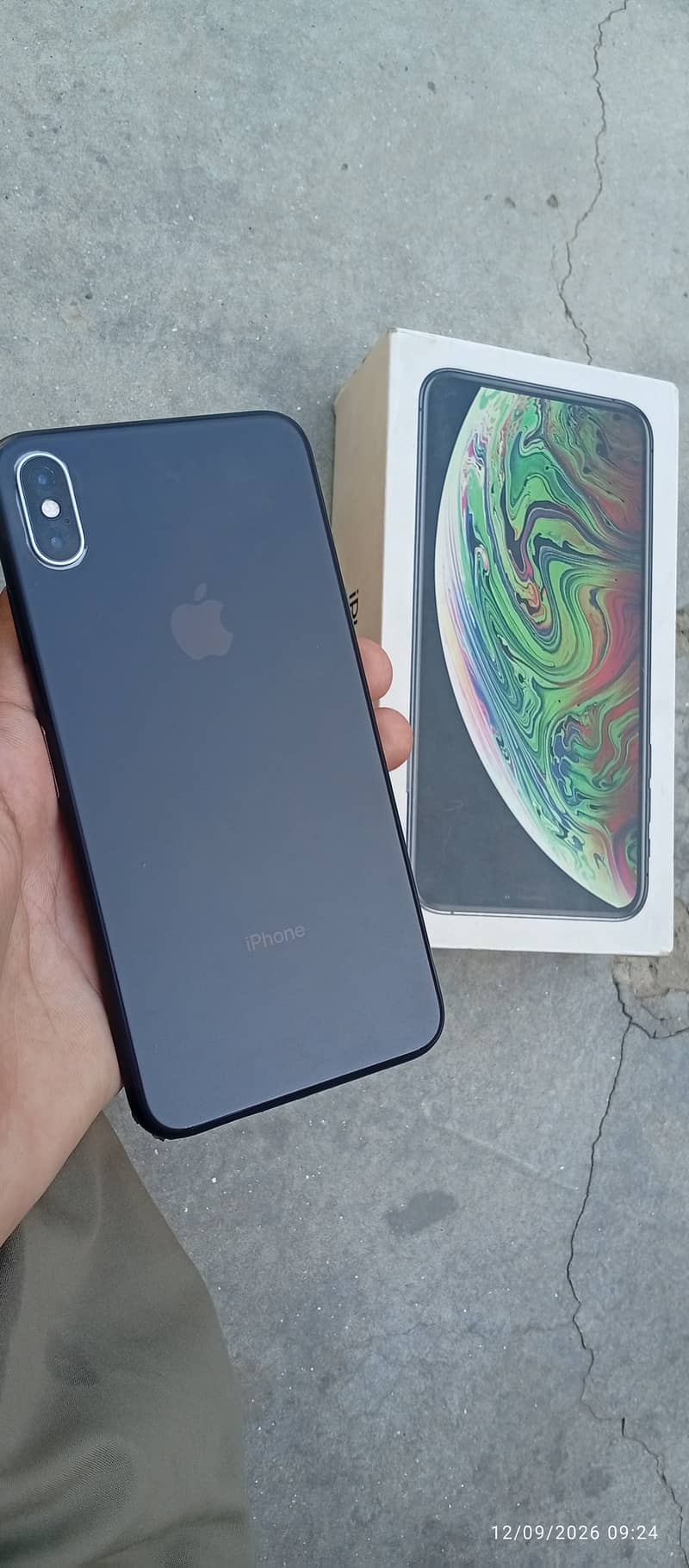 Apple iPhone XS Max 6