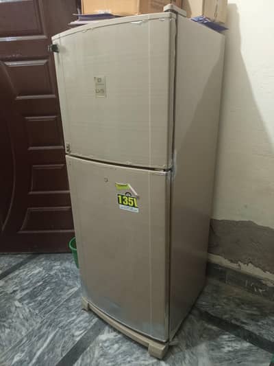 Dawlance Fridge LVS 1351 Model - Good Working Condition