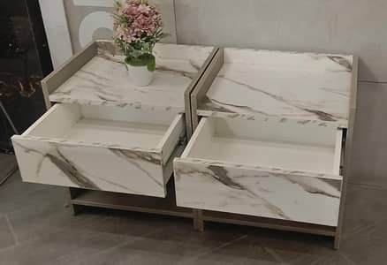 Bed side table