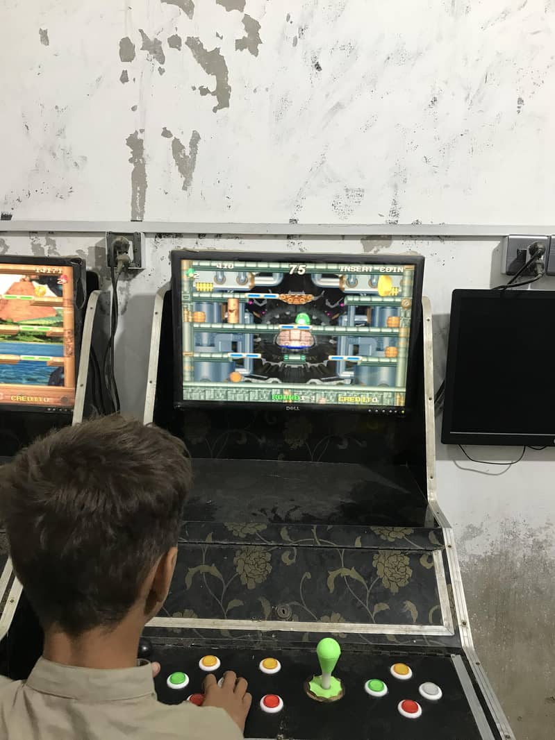 Tokken aracade Machine 3