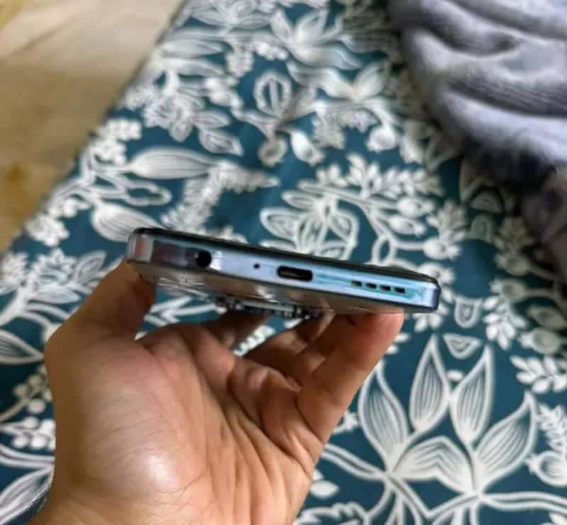Infinix Hot 40 3