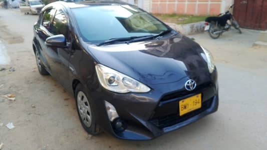 Toyota Aqua 2015