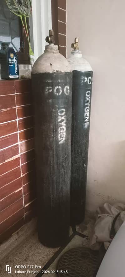 Filled Oxygen Cylinder