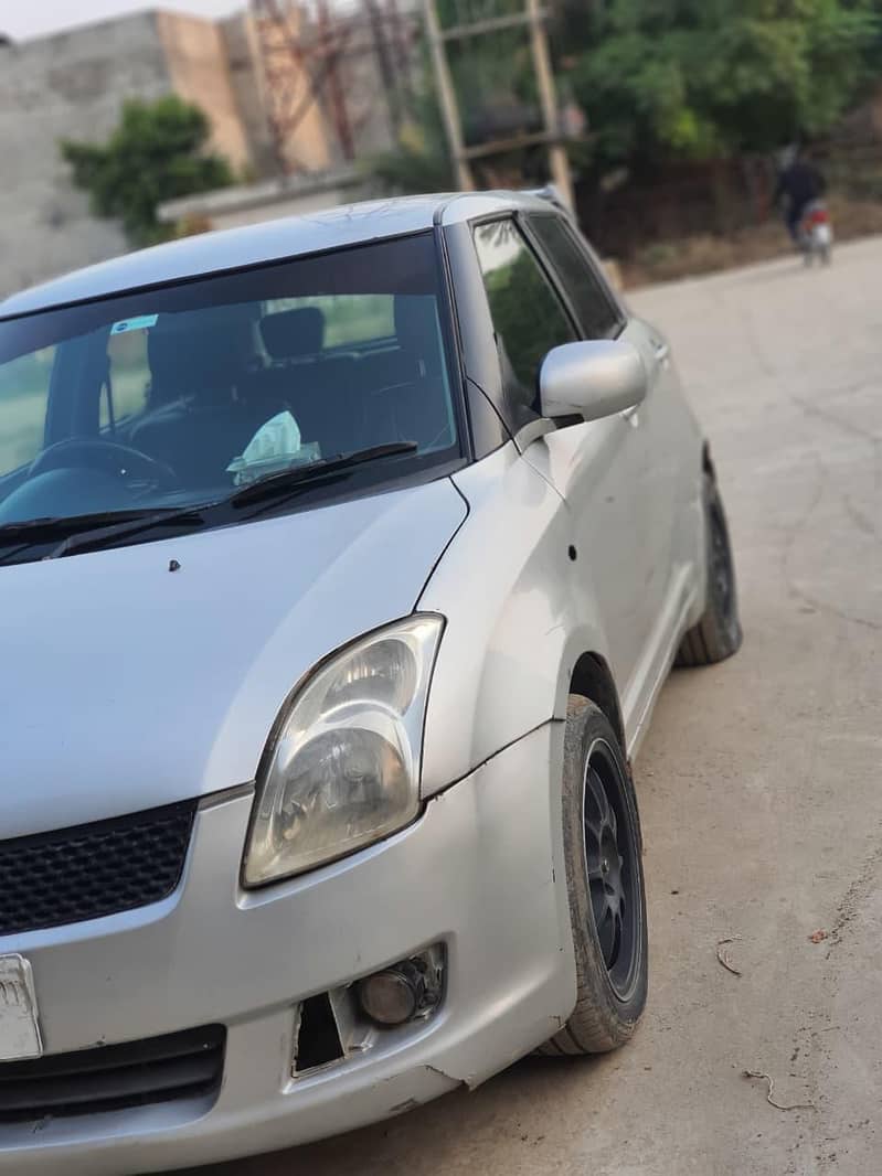 Suzuki Swift 2011 0