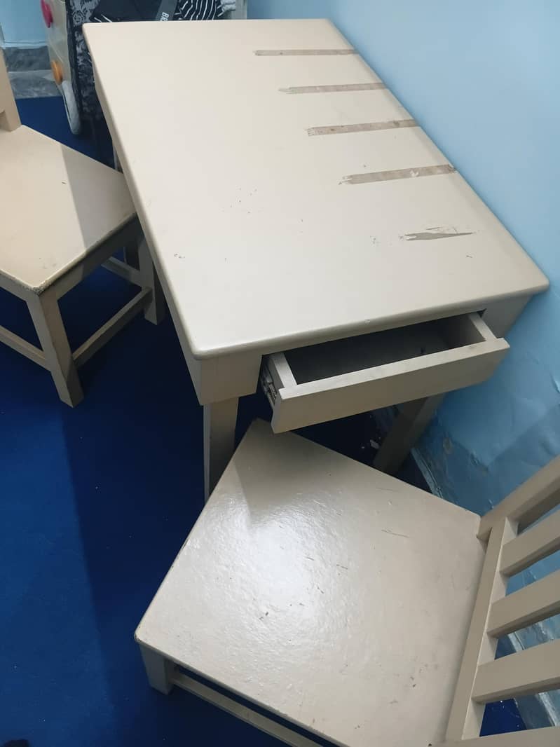 Bunk Bed, Kids Table & Cupboad (plastic) 8