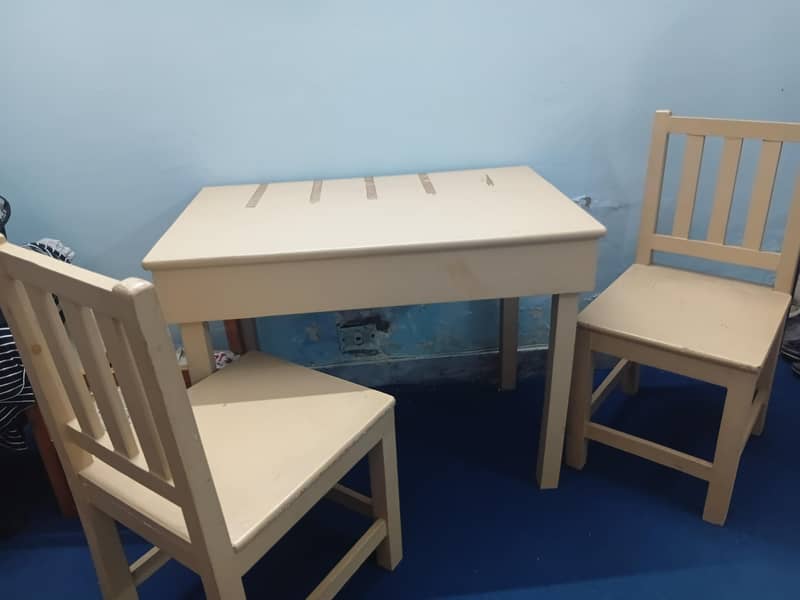 Bunk Bed, Kids Table & Cupboad (plastic) 9