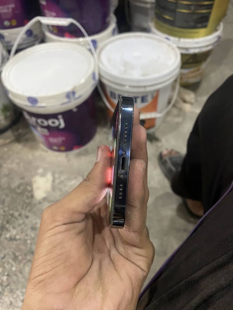 Apple iPhone 12 Pro Max 6