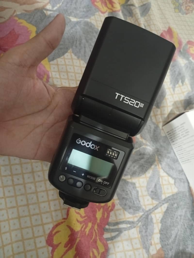 GODOX 3