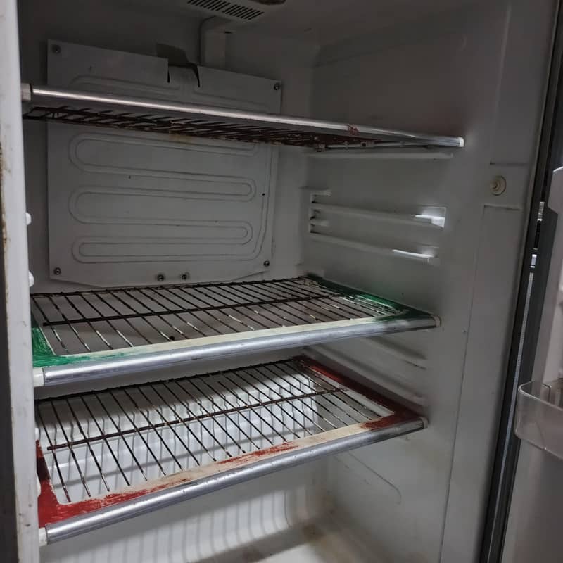 Dawlance Refrigerator Good Condition 1