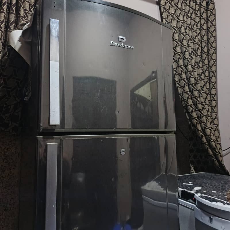 Dawlance Refrigerator Good Condition 3