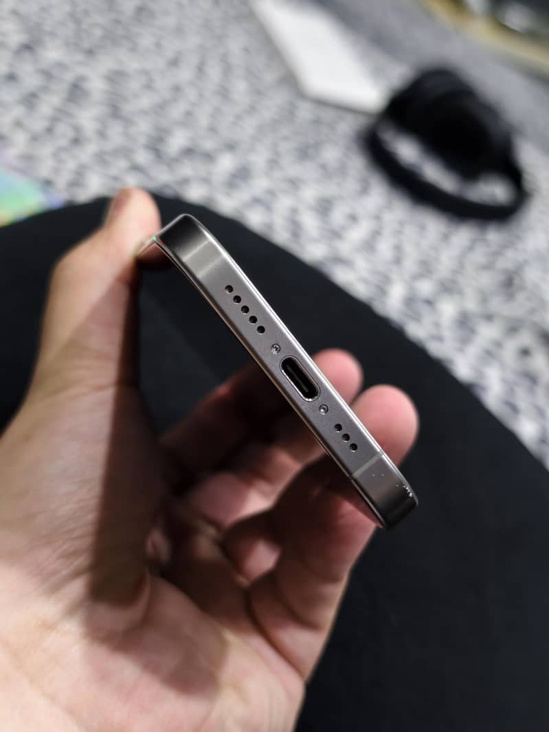 iphone 15 pro jv 6