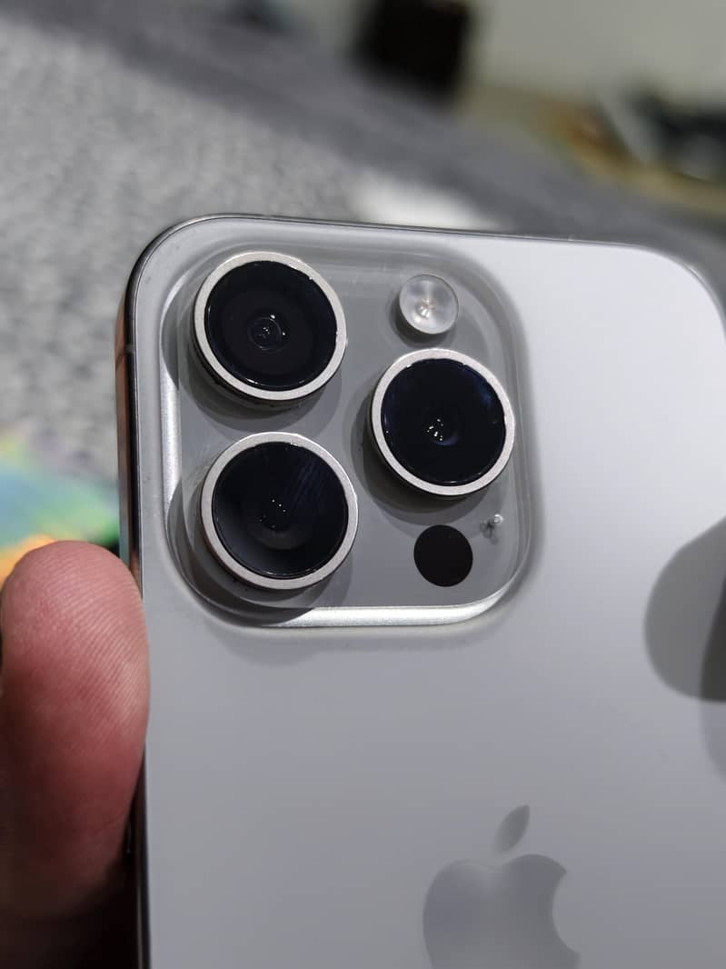 iphone 15 pro jv 8