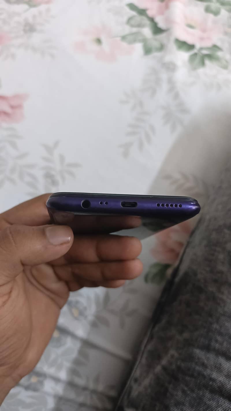 Realme 5 4
