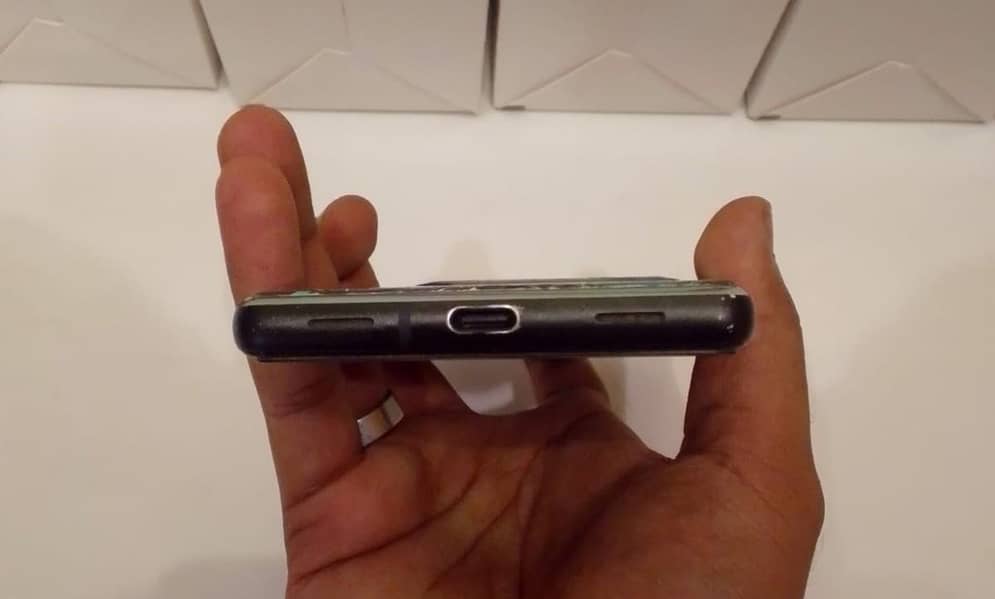 Google Pixel 6a 4