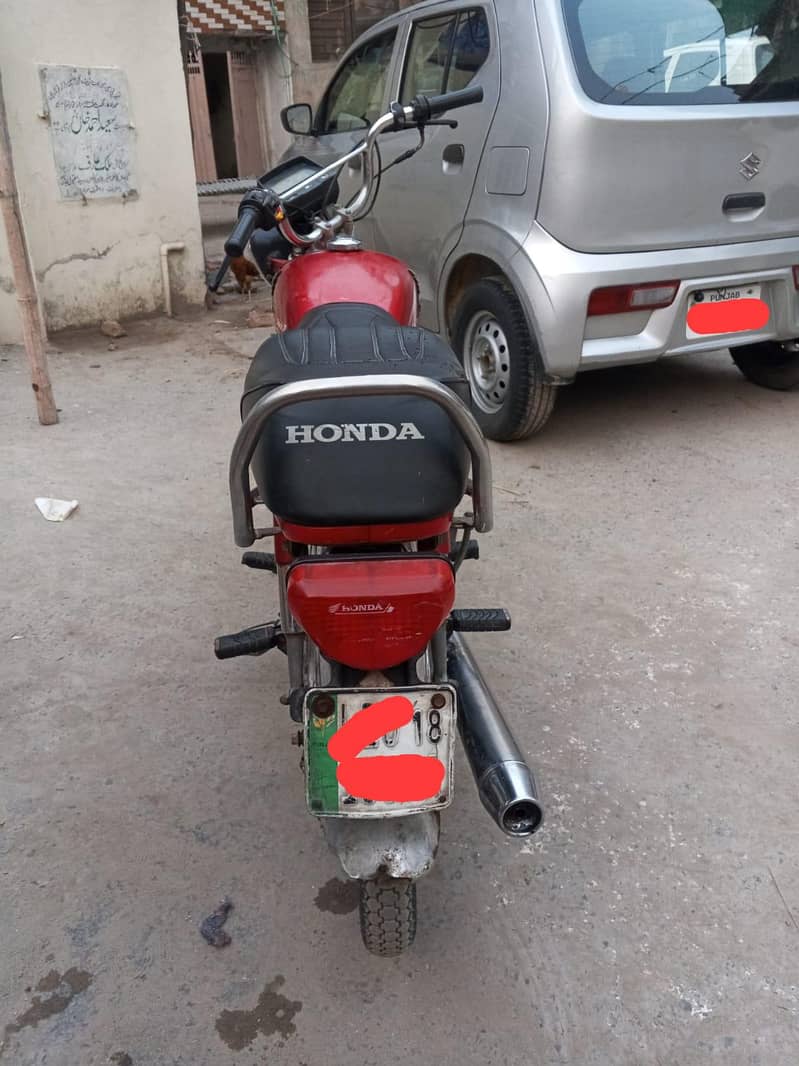 Honda CD 70 2018 3