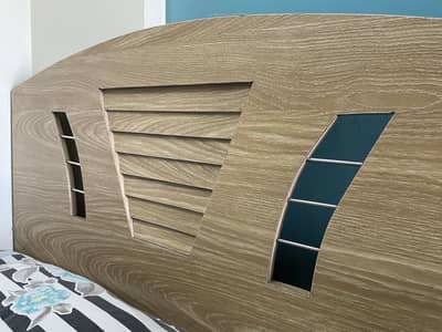 Bed in good condition