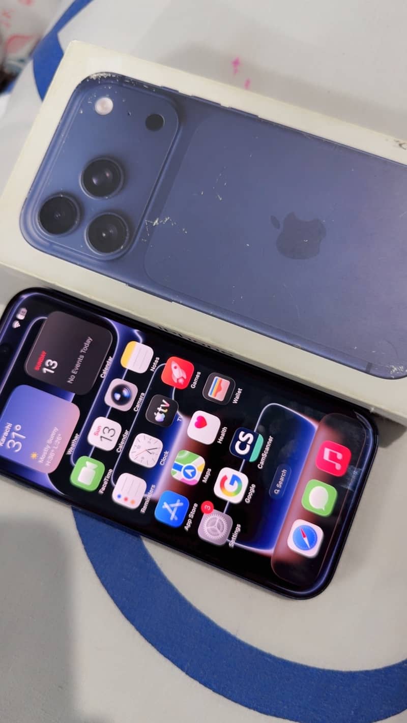 Apple iPhone 17 Pro Max 1