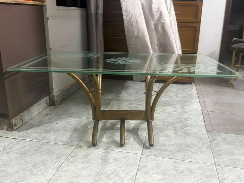 Small glass dining table 0