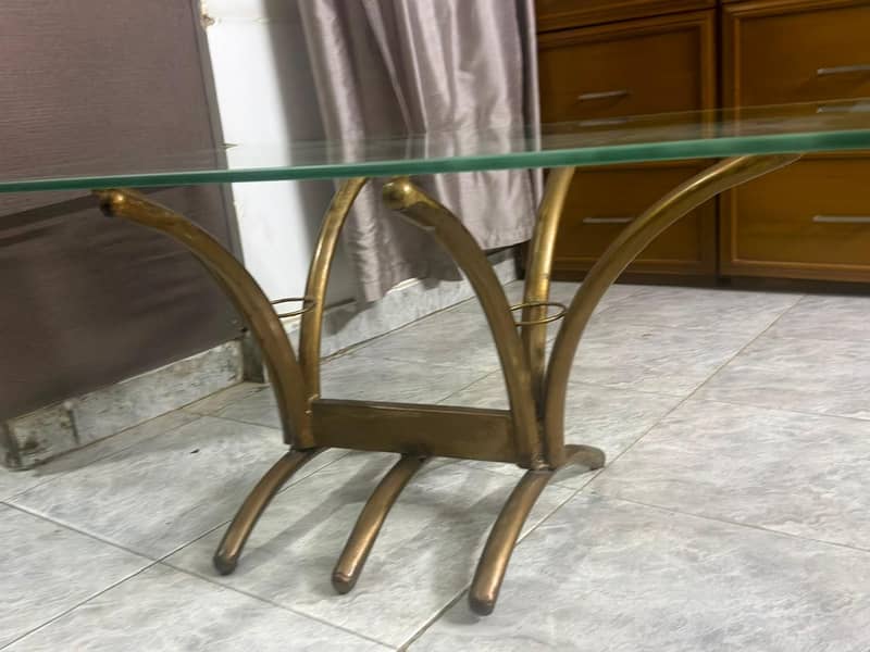 Small glass dining table 3