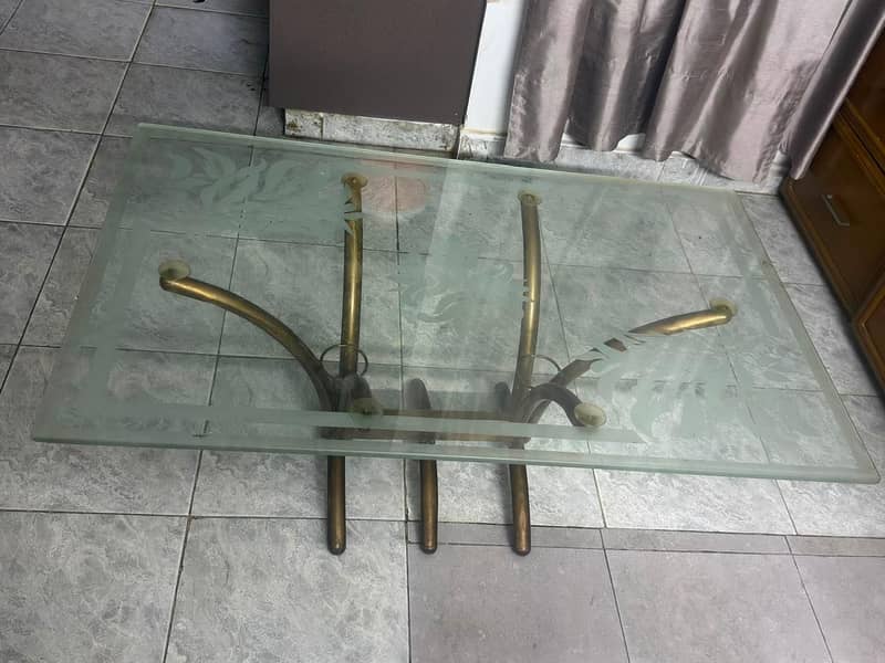 Small glass dining table 4