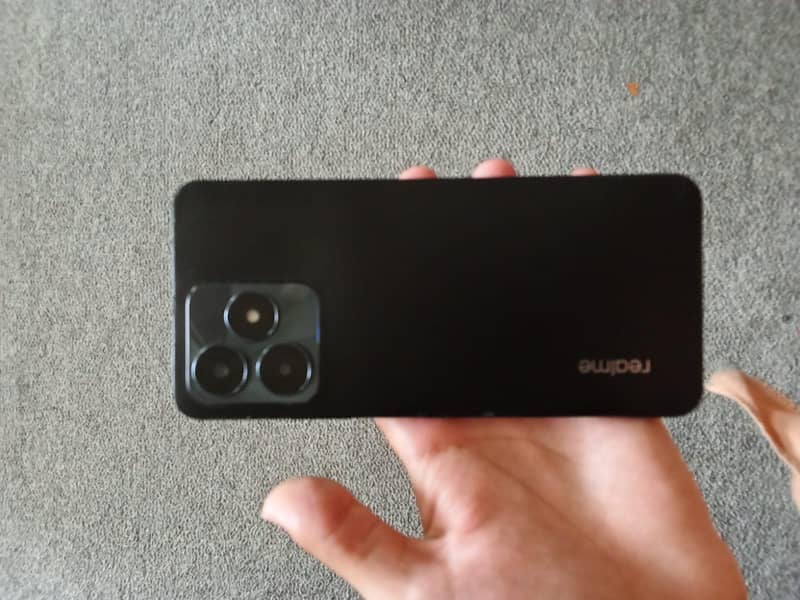 Realme C53 0