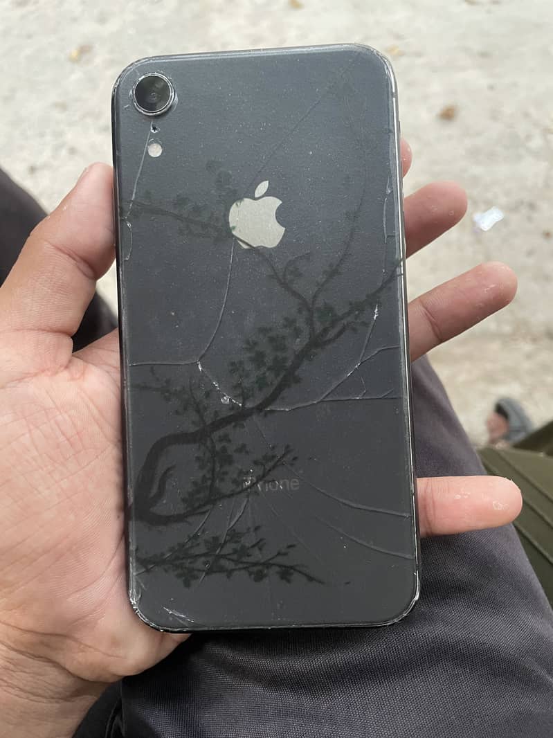 Apple iPhone XR 3