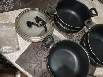 non- stick cookware set of 3 woks