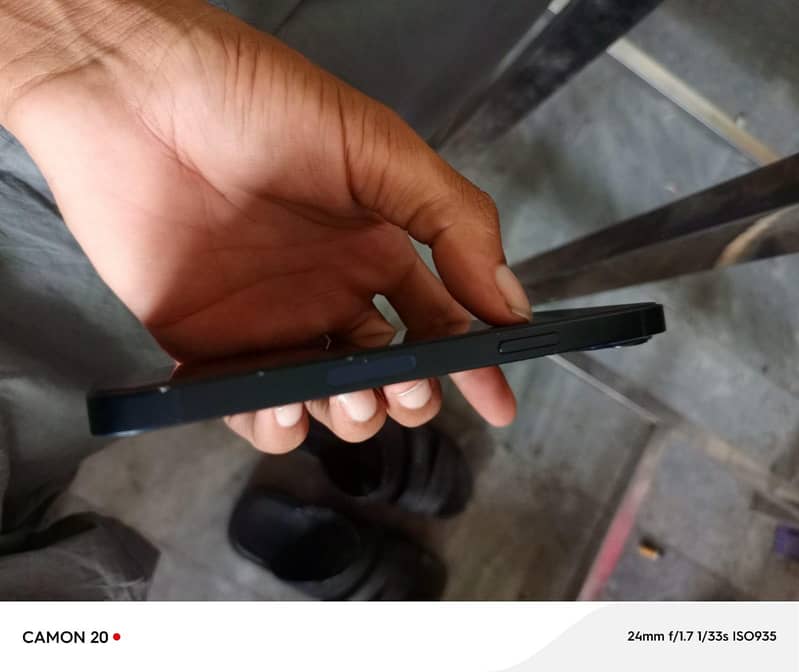 Apple iPhone 13 mdm 2