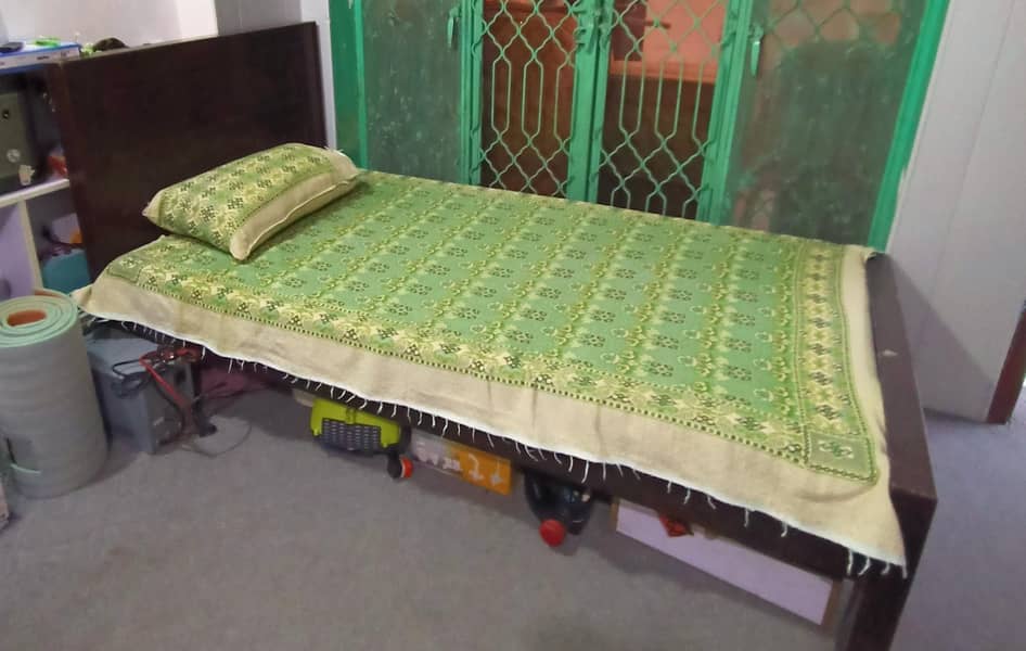 single bed 0