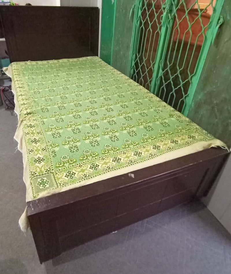 single bed 4