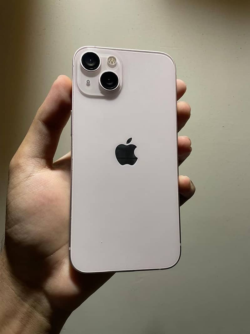 Apple iPhone 13 1