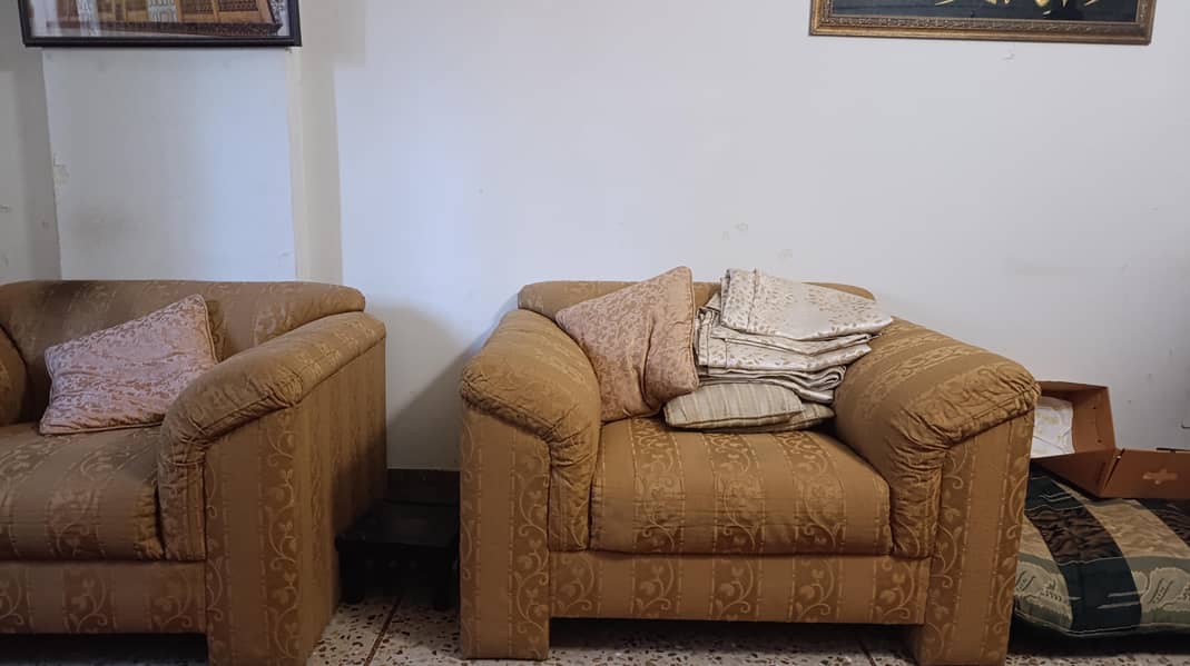 Sofa Set + Additional Sofa 3