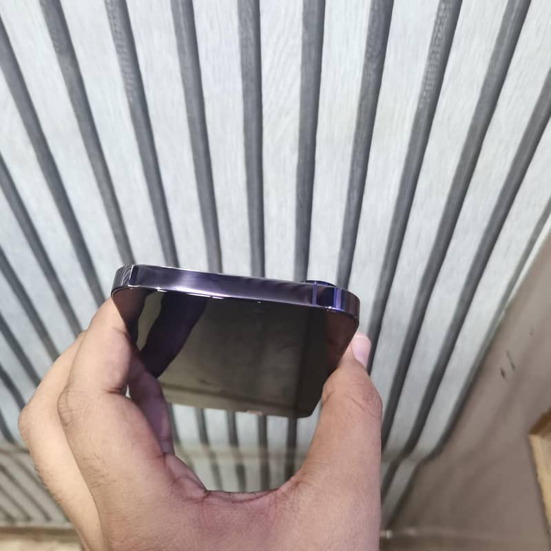 Apple iPhone 14 Pro Max 2