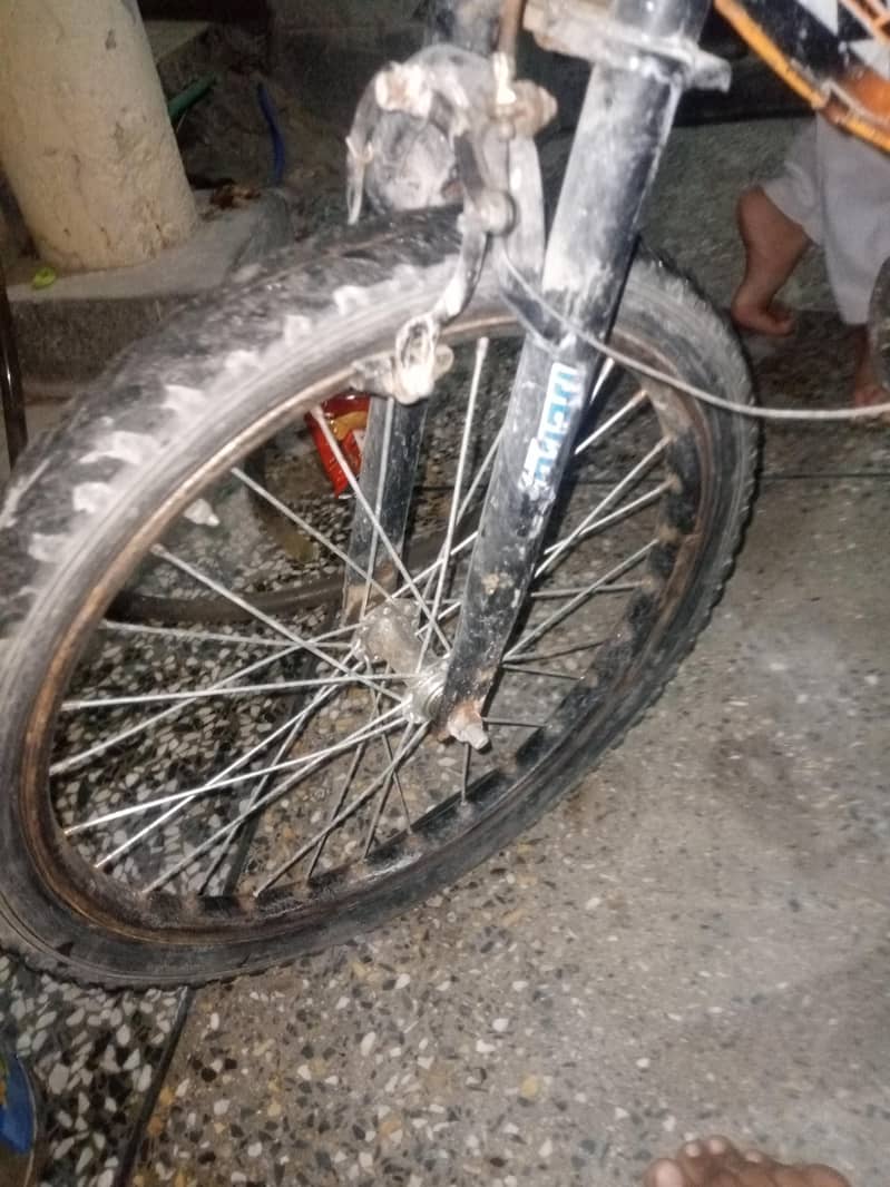 اچھی حالت میں سائیکل برائے فروخت 3