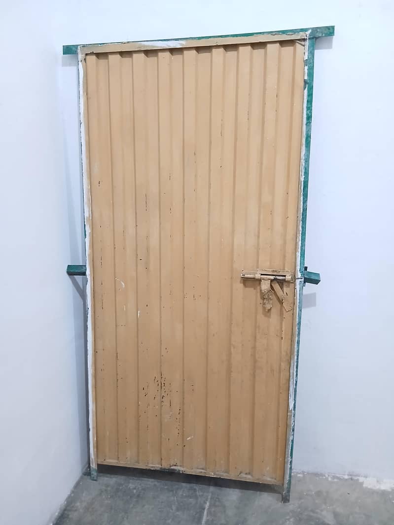 1x iron door 0