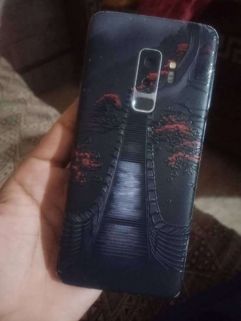 Samsung Mobile S9 Plus 5
