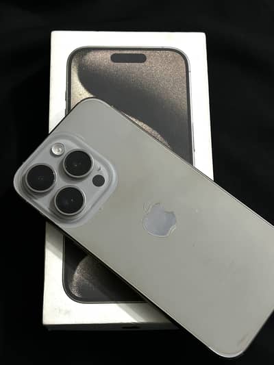 iPhone 15 pro natural titanium with Box all Okay