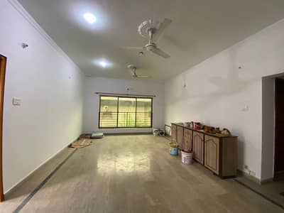 1 Kanal Upper Portion Available For The Rent In DHA Lahore Phase 2 Block S