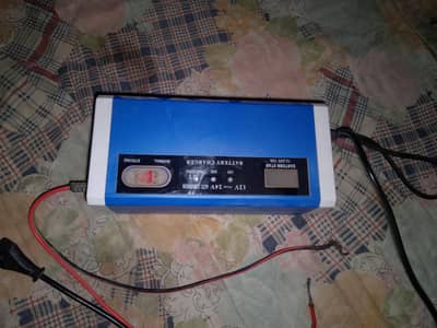 Eastern Star 12V/24V Battery Charger 15A – Auto Cut Off