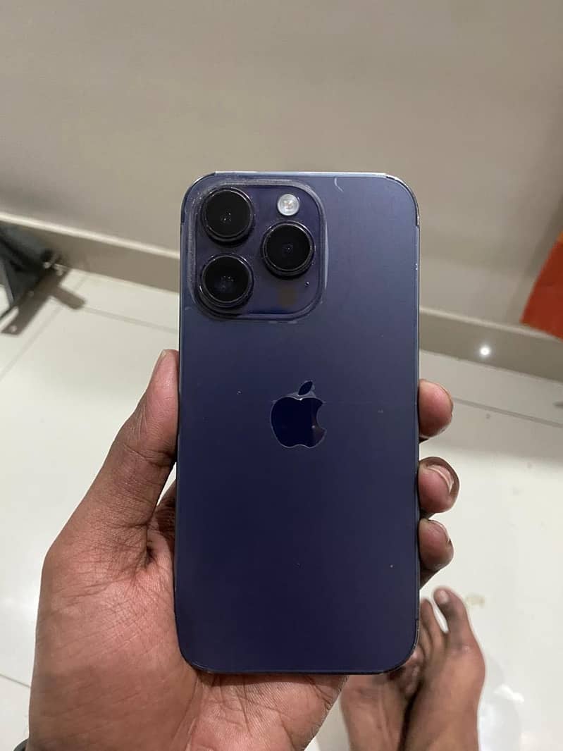 Apple iPhone 14 Pro 0