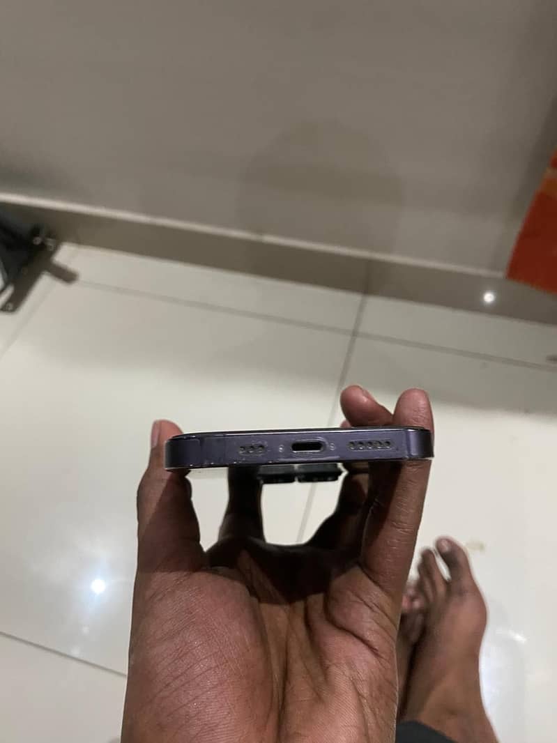 Apple iPhone 14 Pro 4