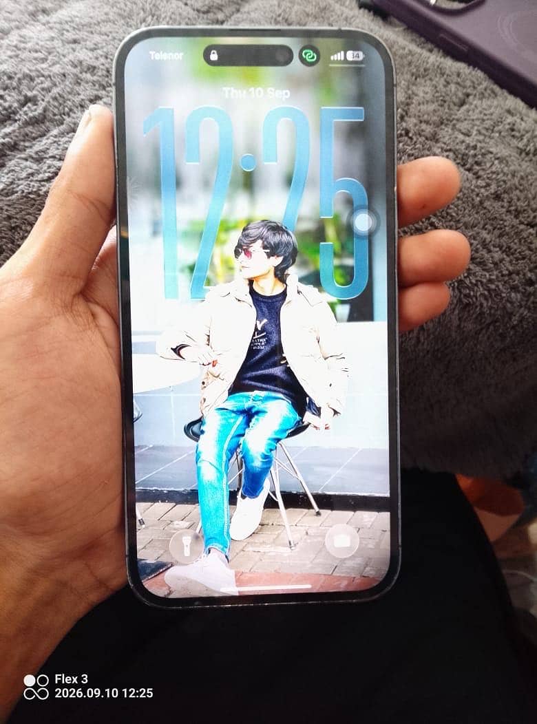 Apple iPhone 14 Pro Max 1