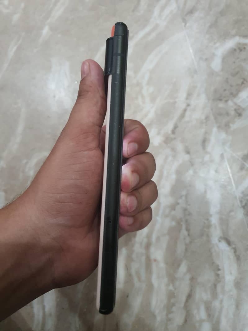 Google Pixel 6 3
