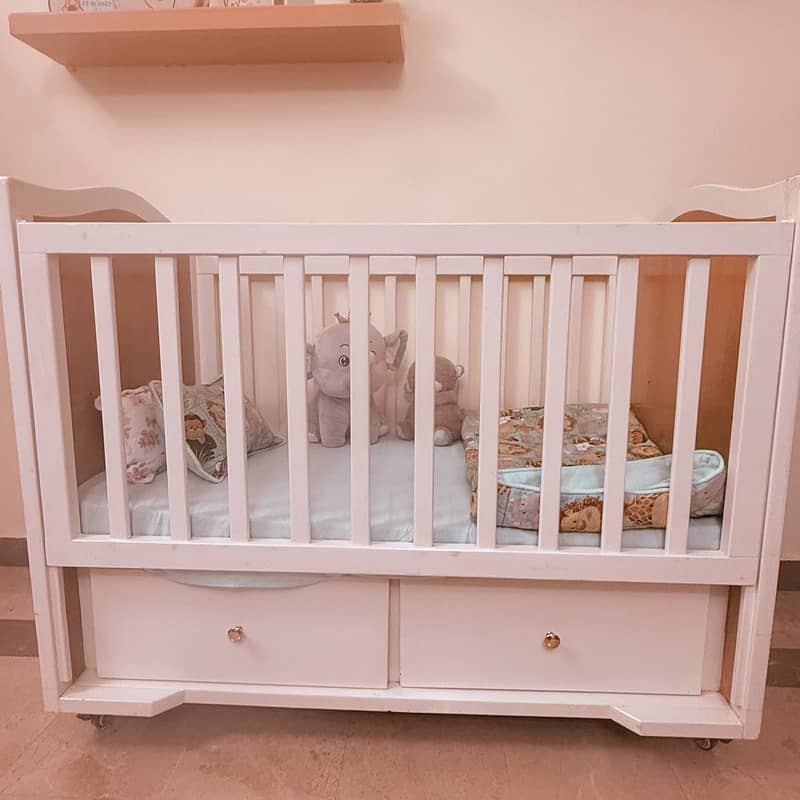 Baby cot 0