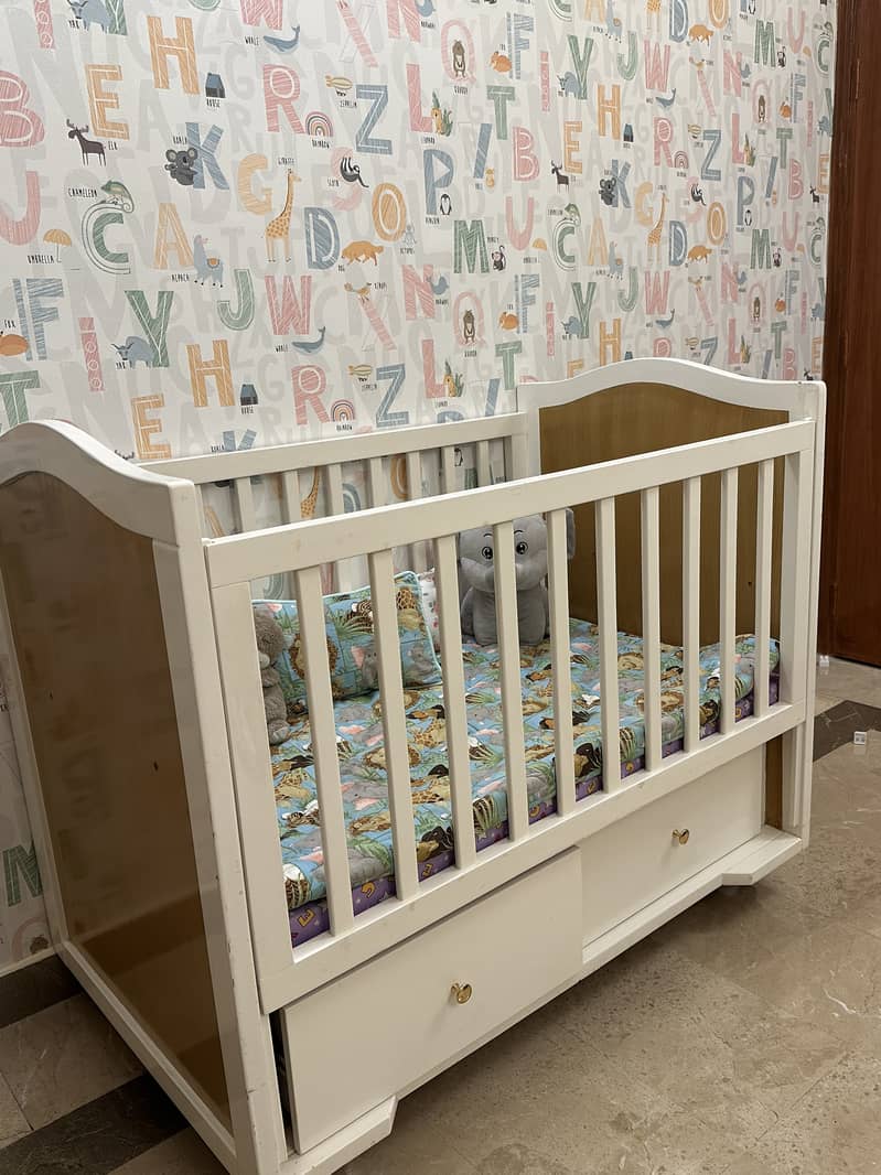 Baby cot 3